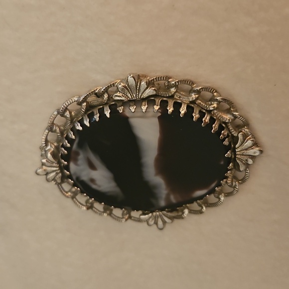 Vintage Art Nouveau Polished Amethyst Brooch - Picture 3 of 6